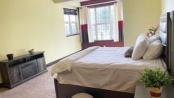 8 camere, ferro/asse da stiro, culla da viaggio, Wi-Fi gratuito