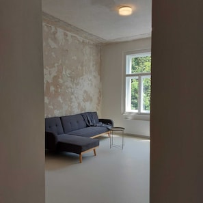 Flat-screen TV - Design Apartment in the Heart of Karlovy Vary (Karlovarský kraj)