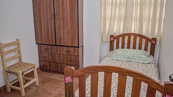 3 bedrooms, WiFi, bed sheets