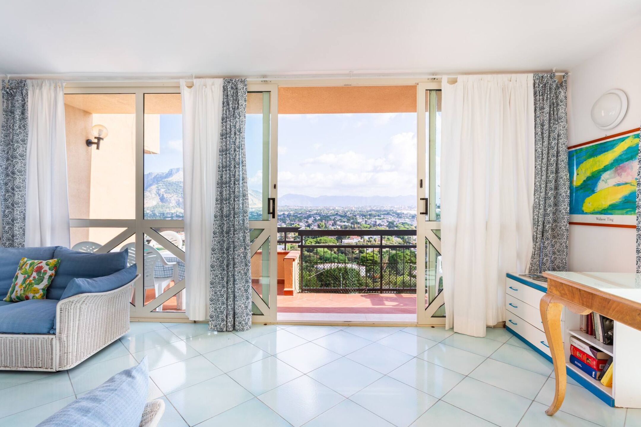 スマートテレビ、書庫