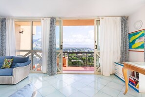 Smart-tv och böcker