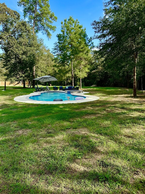 Piscine extérieure, piscine chauffée