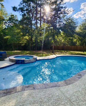 Piscine extérieure, piscine chauffée