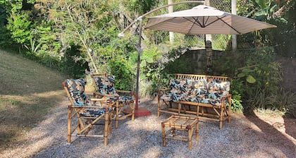 Casa - Sítio Condomínio de Luxo Hidro e Piscina