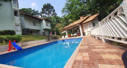Casa - Sítio Condomínio de Luxo Hidro e Piscina