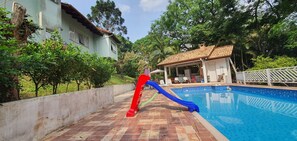 Utomhuspool