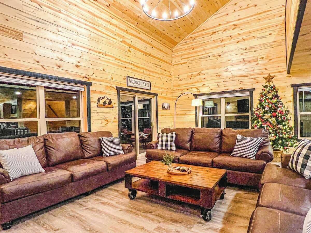 Smart TV, fireplace, table football, offices