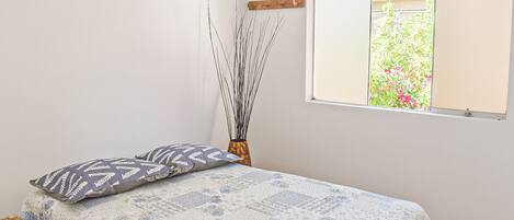 3 bedrooms, bed sheets