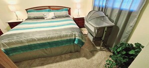 3 bedrooms, desk, iron/ironing board, free WiFi