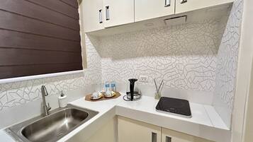 Family Studio Suite | Free WiFi, bed sheets