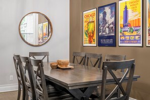 Dining - Lakeview Lux - Apt #1 (Chicago)
