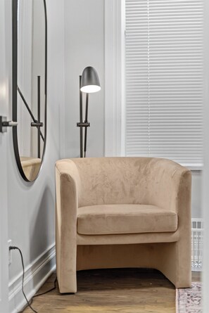 Interior - Lakeview Lux - Apt #1 (Chicago)