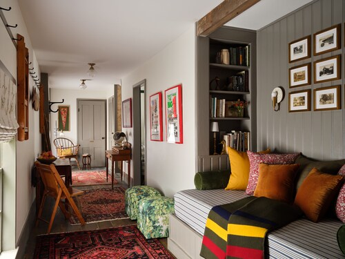 Historic, luxurious 2 bed 2 bath private suite in Lovell, 10 mins to Kezar Lake