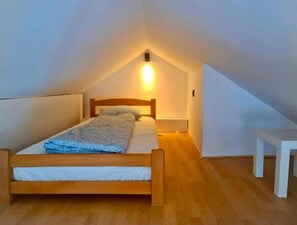 3 habitaciones, wifi y ropa de cama 