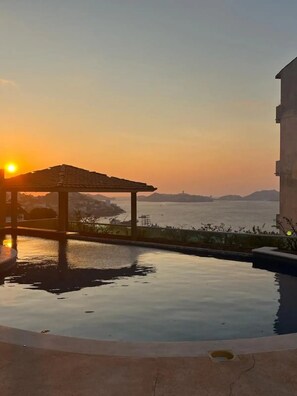 Pool - Acapulco Retreat for Big Families, Friends & Lifelong Memories (Acapulco)
