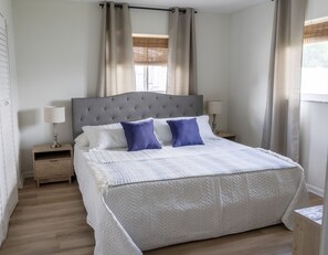 3 bedrooms, desk, iron/ironing board, WiFi