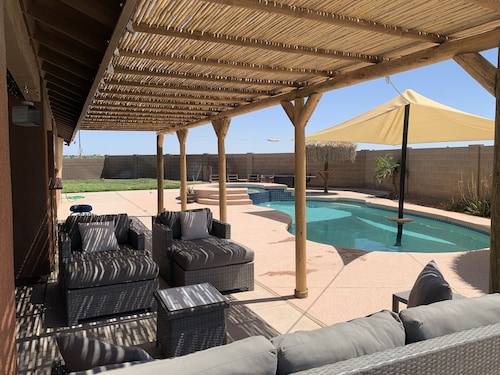 Backyard Escape with no cleaning fee or extra fees