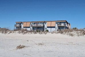 Exterior - Ocean View, 2 Bedroom, 2 Bath with direct beach access and pool (Ocean Isle Beach)