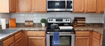 Renovated 3BR Pet-Friendly Retreat near Camp Lejeune