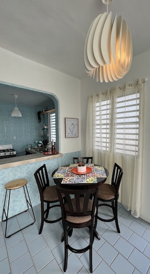 Dining - Sun-kissed haven near the beach! A peaceful retreat with great views from deck! (Arecibo)