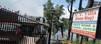 N V Villa Homestay