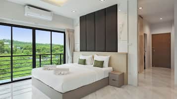 Familiekamer | Een bureau, een strijkplank/strijkijzer, gratis wifi, beddengoed