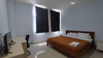 Superior Double Room | Desk, free WiFi, bed sheets