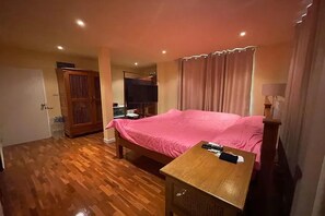 Villa, 2 soverom | 2 soverom, skrivebord, strykejern/-brett og wi-fi (inkludert)