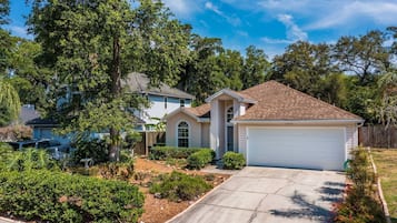 House, 4 Bedrooms, Private Pool | Exterior