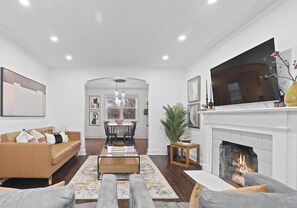 Smart TV, videojuegos y libros 