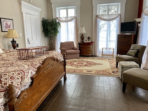 Quarto presidencial, vista para a colina, ao lado da pista de esqui | 1 quarto, individualmente decorados, individualmente mobiliados