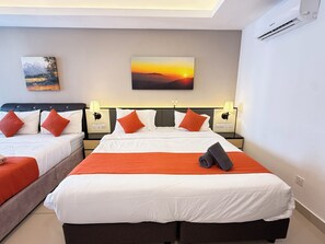 In-room safe, individually decorated, individually furnished, desk - Highest Floor, Skyline Studio for 4Pax In Genting Highlands (Genting Highlands)