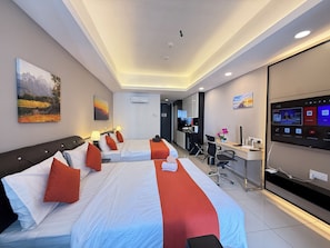 50-inch LED TV with cable channels, Netflix, streaming services - Highest Floor, Skyline Studio for 4Pax In Genting Highlands (Genting Highlands)