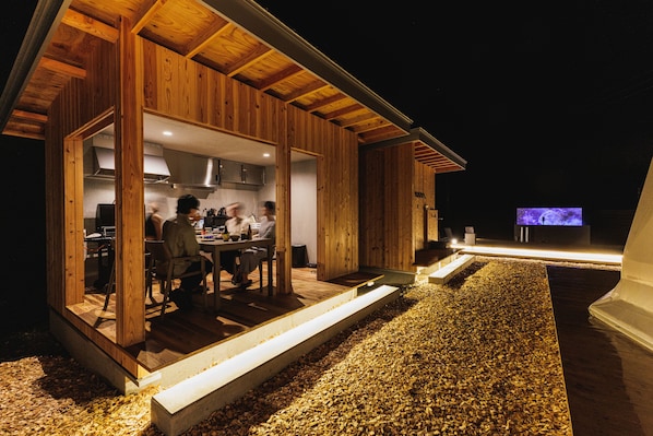 BBQ/picnic Area - Dots by Dot Glamping Suite 001 (Fujikawaguchiko)