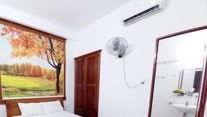 Basic Double Room Single Use | WiFi (free) - Golden Hotel 2 (Ho Chi Minh City)