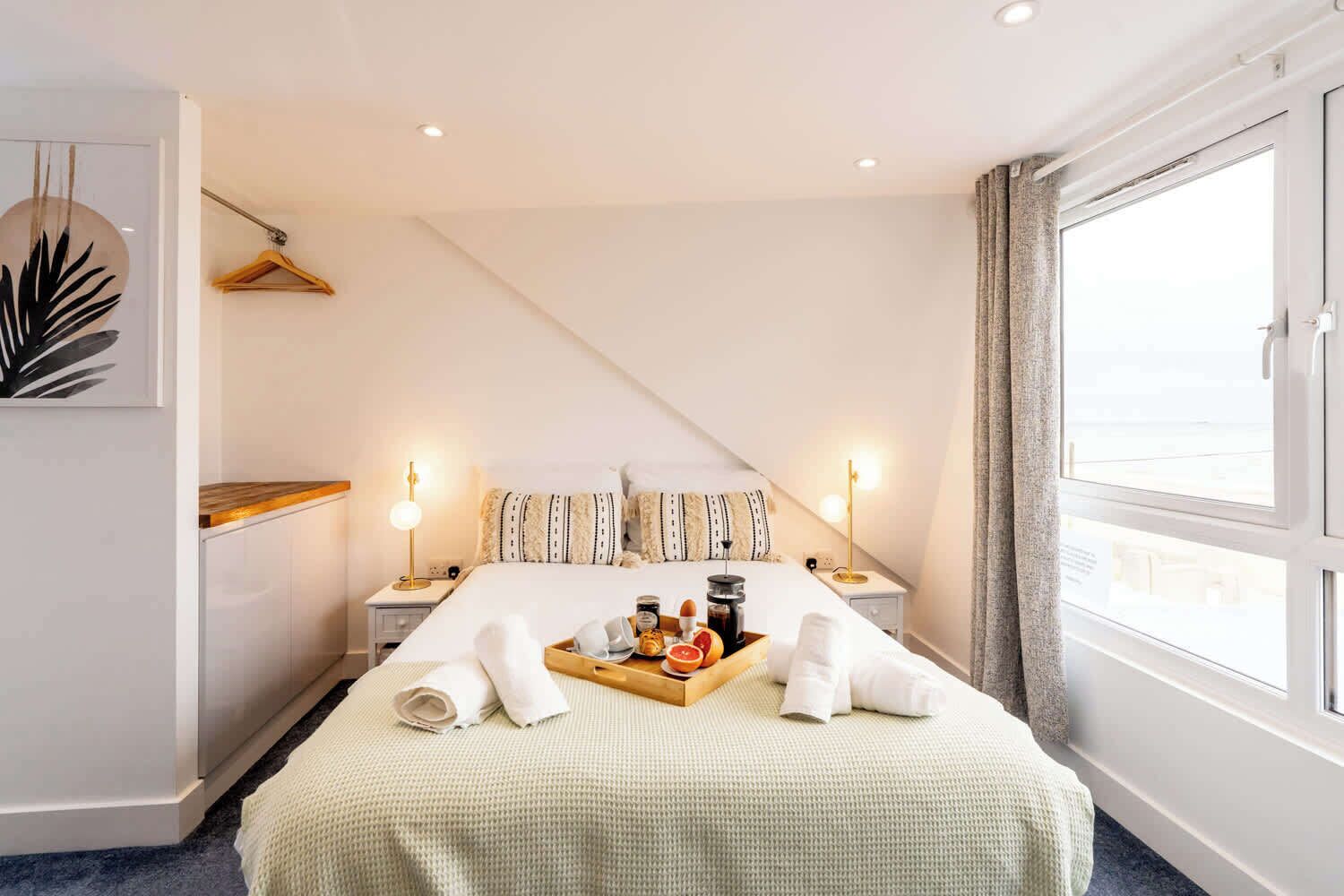 3 dormitorios, tabla de planchar con plancha, wifi y ropa de cama