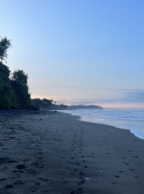 Beach - Rumah Senang (Selemadeg)