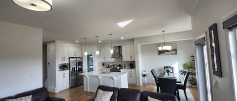 TV connectée, cheminée