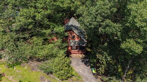 Exterior - Rock Nest Hideout | Walk to Lake | Fire Pit | Hammock | Arcade (East Stroudsburg)