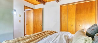 Bosquet tranquille | Jacuzzi | Salle de jeux | Foyer extérieur