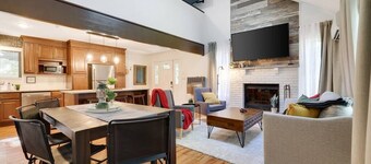 Cozy 3 BR | Game Area | Fire Pit