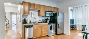 "The Oklahoman" - 3B/1B Apt w/ Bikes