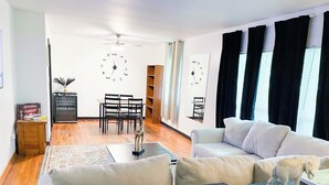 Unclassified image, 2 of 28, button - Spacious Home < 6 min to FSU Stadium and < 13 min to FAMU Campus (Tallahassee)