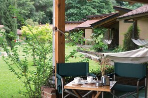 ميني بار وواي فاي مجانًا وملاءات أسرّة