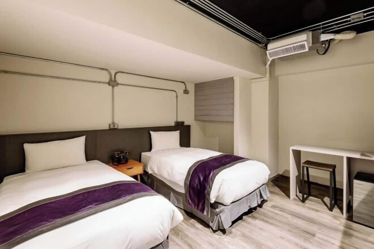 Desk, blackout drapes, WiFi (free), bed sheets
