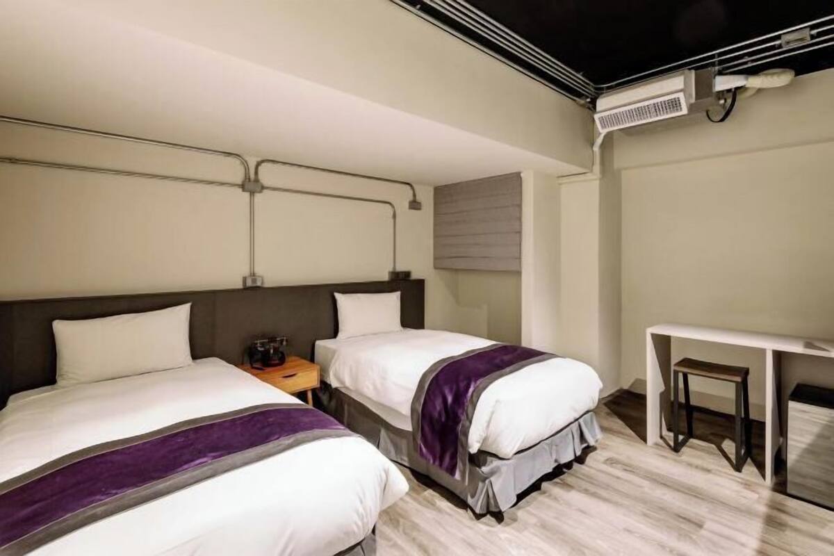 Desk, blackout curtains, free WiFi, bed sheets