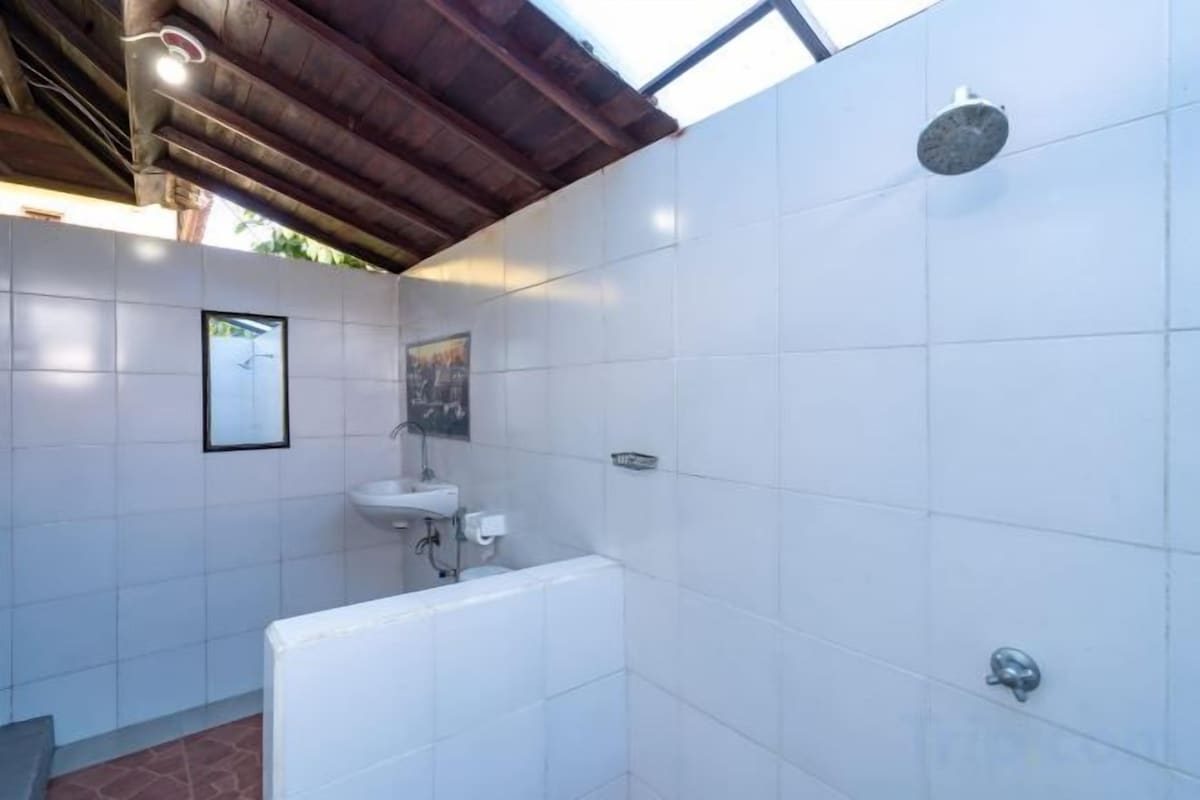 Free toiletries