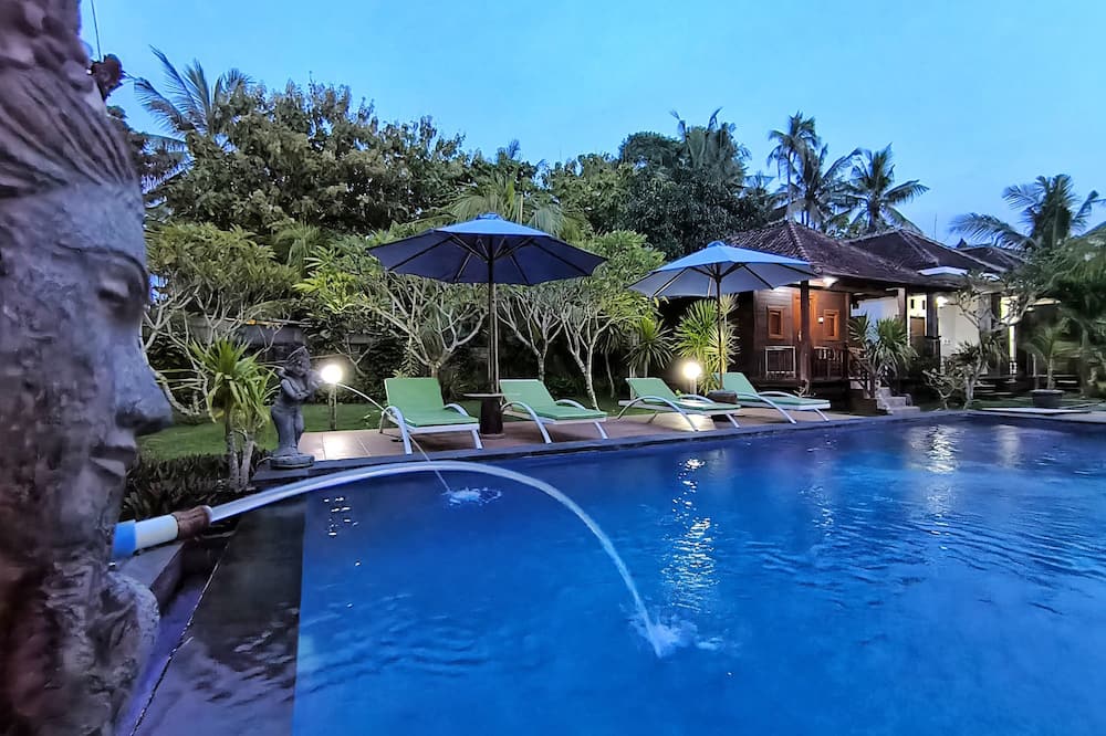 Puri Soka Lembongan by ABM