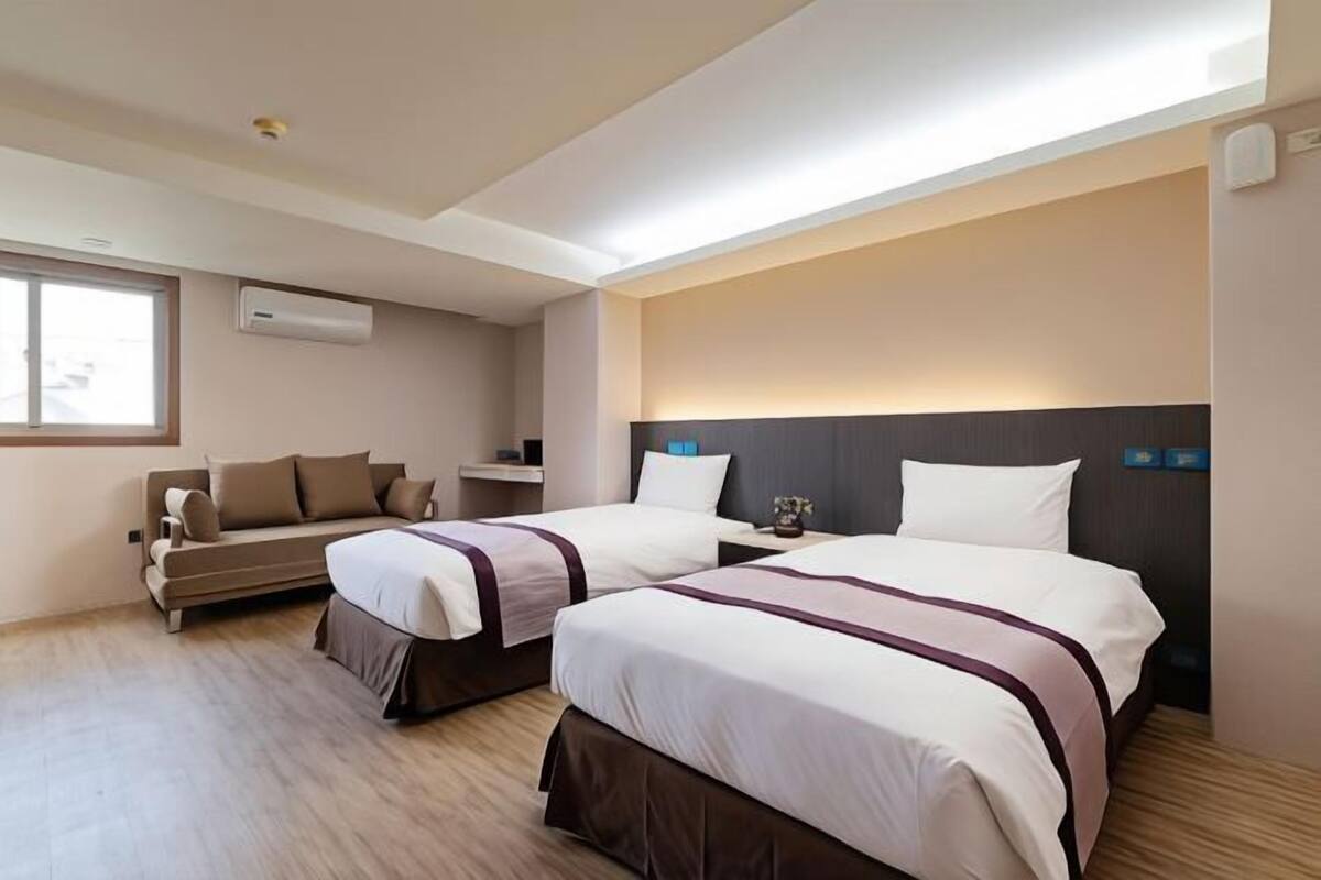 Desk, WiFi (free), bed sheets