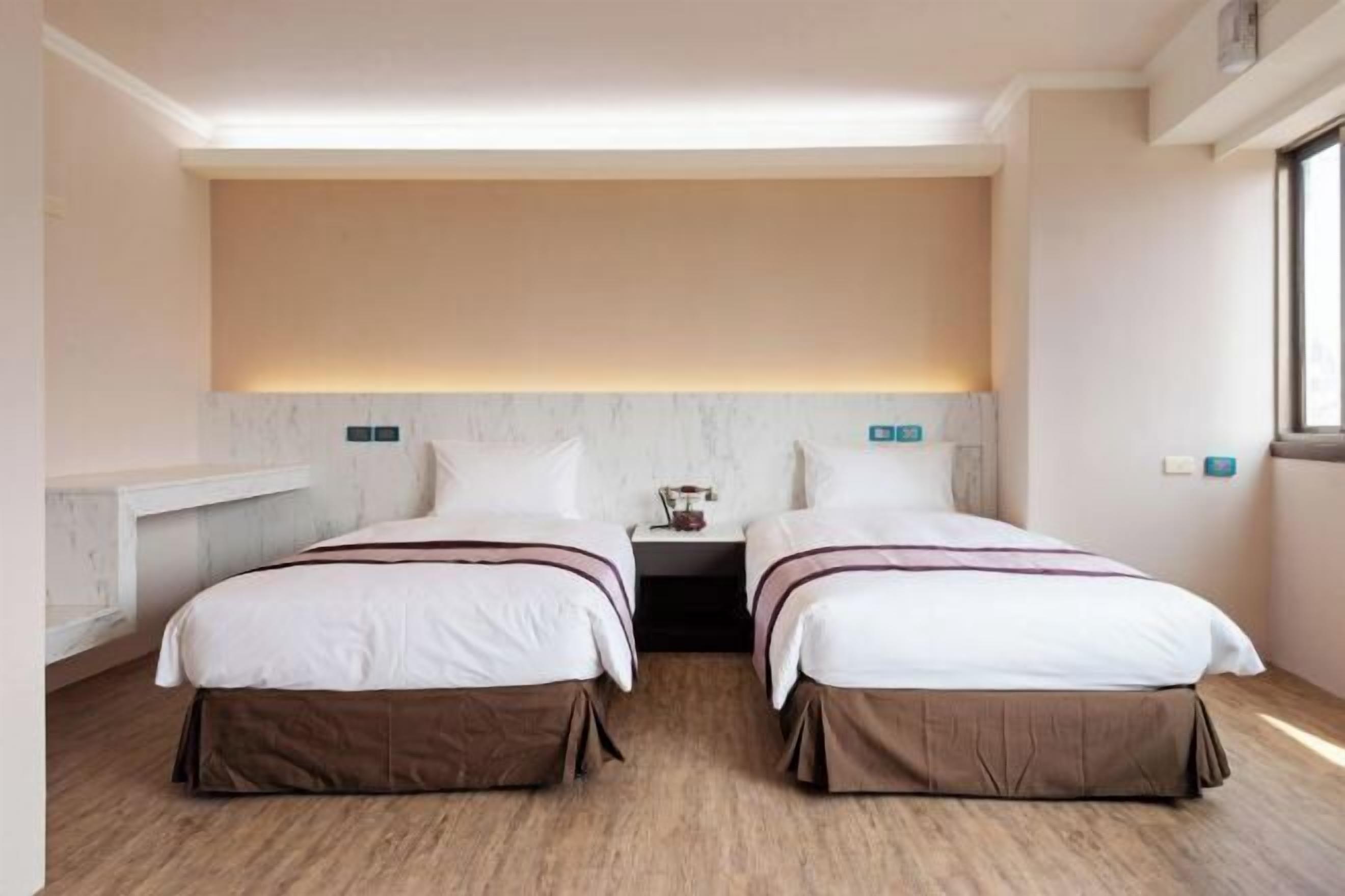 Desk, free WiFi, bed sheets